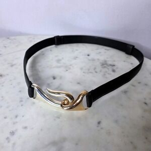 Chicos Black Genuine Leather Belt Sculptural Gold Tone Hook Buckle M/L Wmns Read